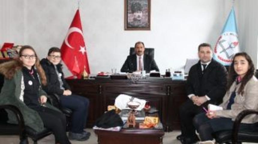 Ortaokul &Ouml;ğrencileri &ldquo;kan Ver Can Ver&rdquo; Dediler