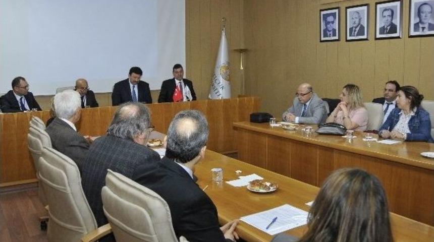 Sel&ccedil;uk Fen Fak&uuml;ltesi Akredite Olma Yolunda