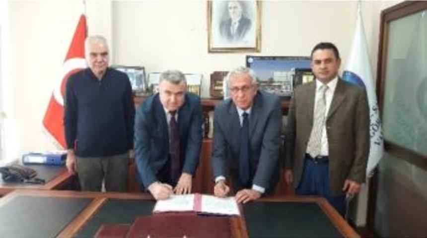 Nevvar Salih İşg&ouml;ren Vakfından Miniklere Şefkatli Dokunuş