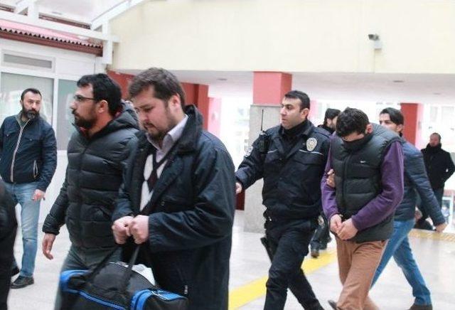 Kocaeli’de Bylock Kullanan 9 Kişi Adliyeye Çıkarıldı