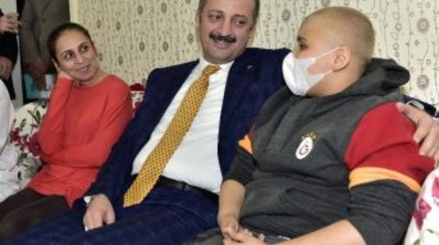 Başkan Akg&uuml;l&rsquo;den Alper&rsquo;e Moral Ziyareti