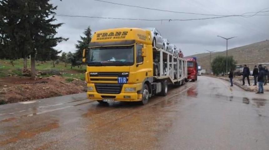 Cilveg&ouml;z&uuml; Tır &Ccedil;ıkışlarına Kapatıldı, Halep'ten G&ouml;&ccedil; Bekleniyor