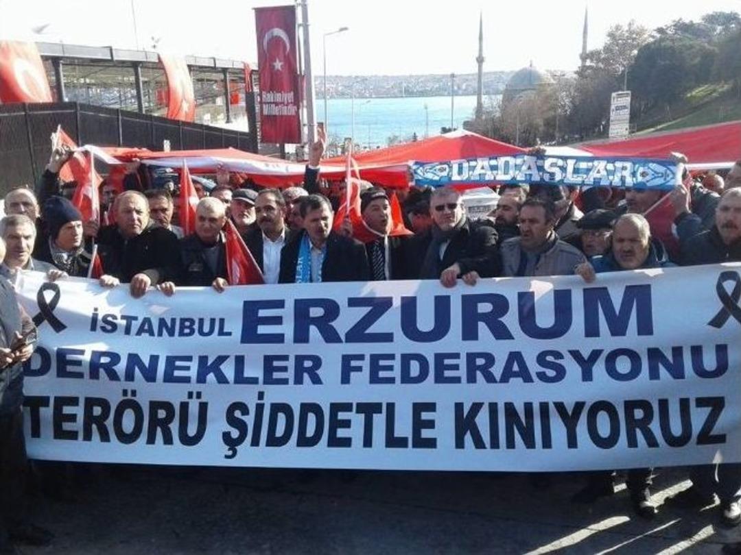 Dadaşlardan Ter&ouml;re Lanet