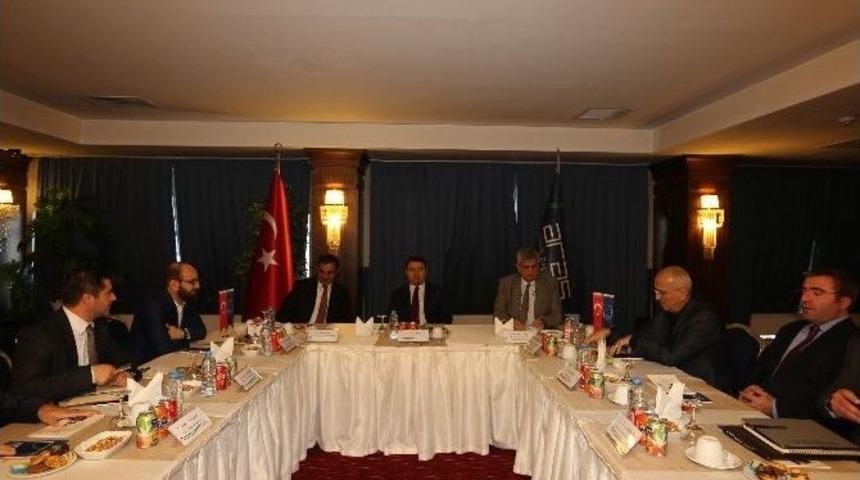 Ağrı’da Yatırım Değerlendirme Toplantısı