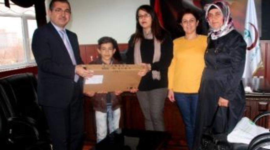 Hemodiyaliz Hastası Cihan Uğur Hayaline Kavuştu