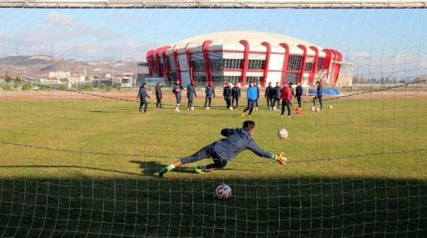 Balkes&rsquo;te Hastalıklar Bel B&uuml;k&uuml;yor