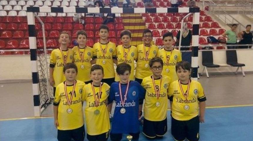 Milaslı Minikler Muğla&rsquo;nın En Başarılı Takımı Se&ccedil;ildi