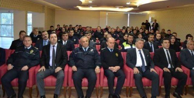 Başarılı Polislerden Anlamlı Bağış