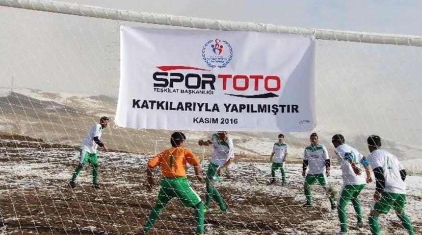 Varto&rsquo;da Futbol Sahası A&ccedil;ılışı