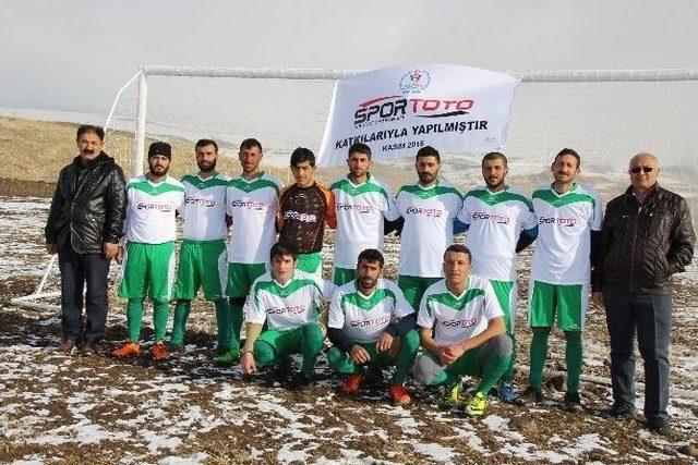 Varto’da Futbol Sahası Açılışı