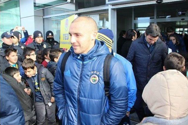 Fenerbahçe Kafilesi Diyarbakır’da