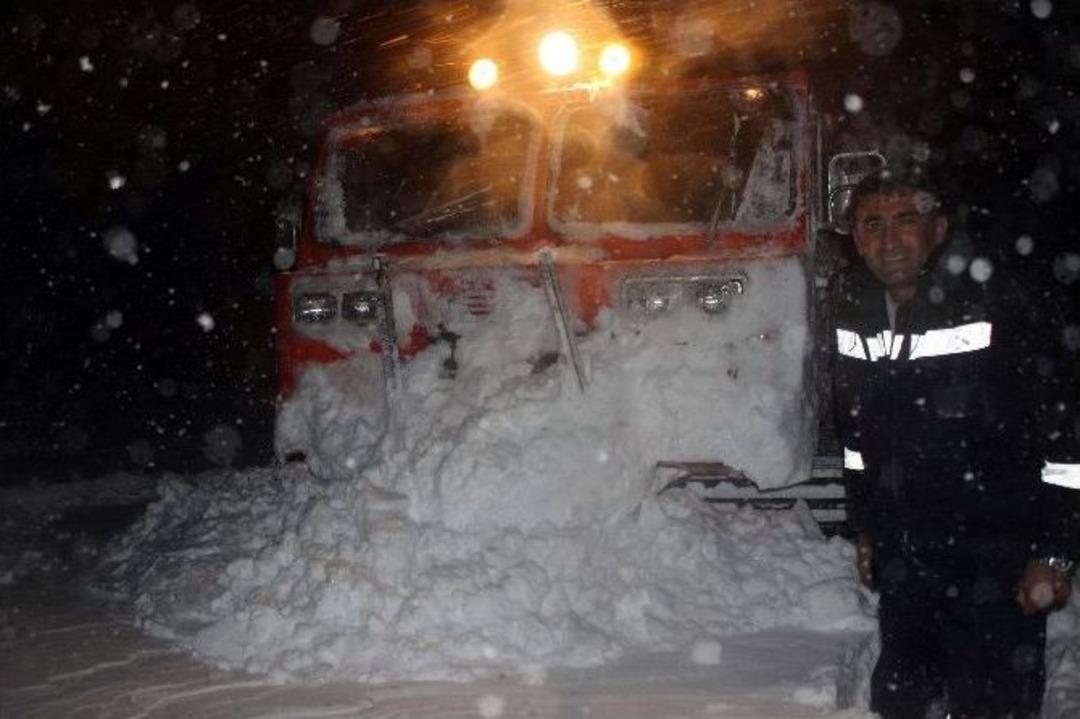 Vedaş Ekipleri &Ouml;l&uuml;mden D&ouml;nd&uuml;