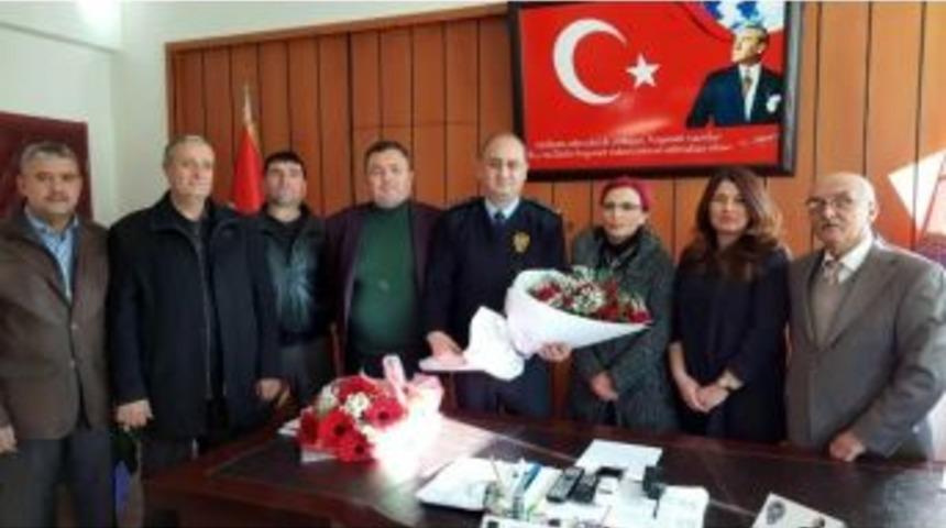 Salihli Mhp&rsquo;den Polise Destek