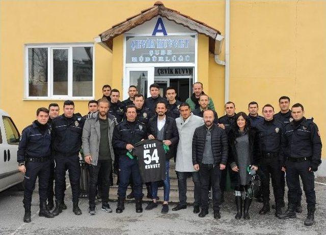 Sakaryaspor’dan Çevik Kuvvet’e Taziye Ziyareti