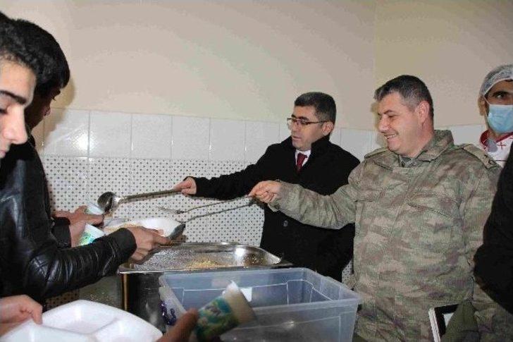 Kaymakam Çetin’den Yemek Denetimi G3