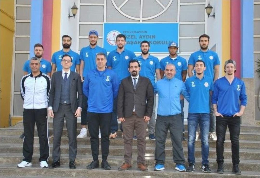 Başak Koleji, Efespor&rsquo;u Ağırladı