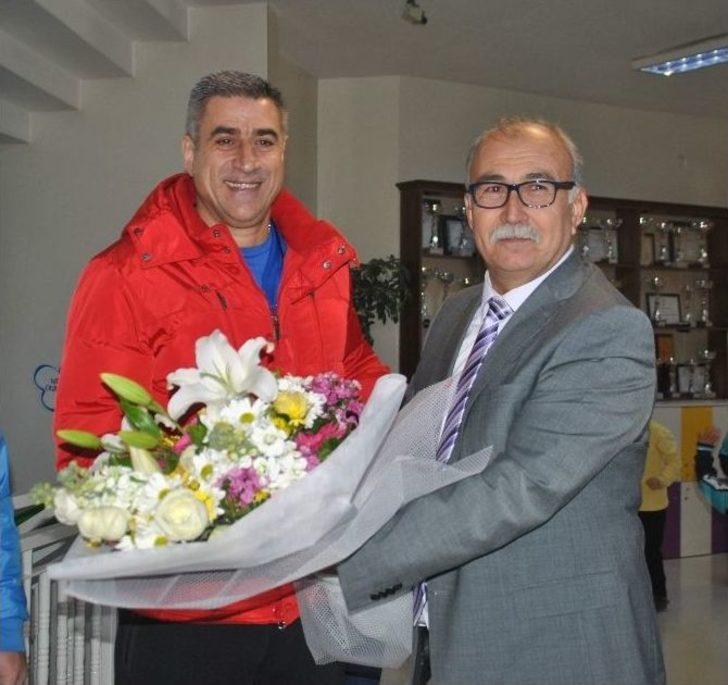 Başak Koleji, Efespor’u Ağırladı G2