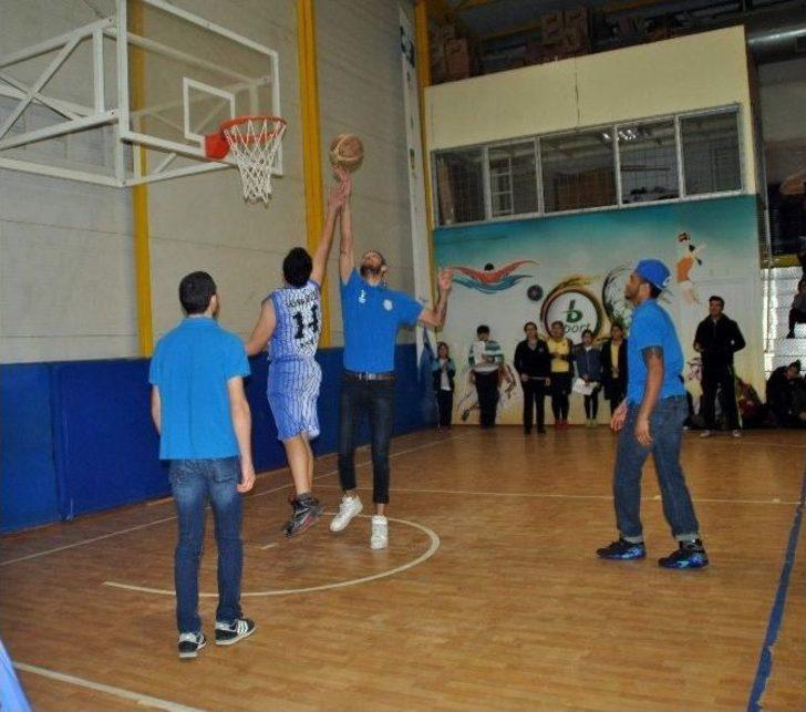 Başak Koleji, Efespor’u Ağırladı G4