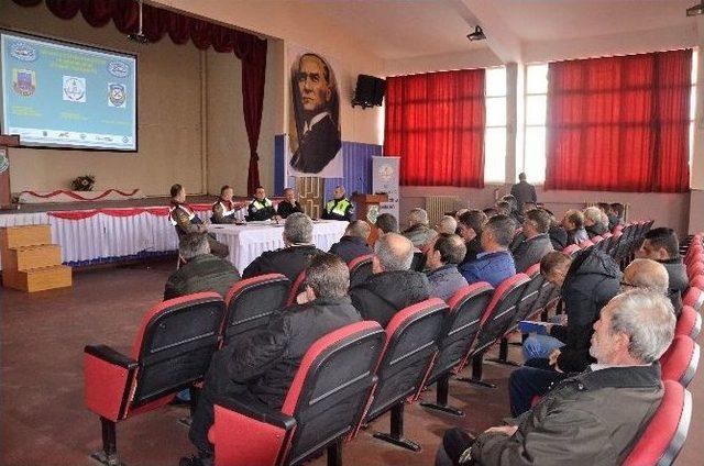 Taşımalı Eğitim Kapsamında Öğrenci Taşıyan Servis Şoförlerine “sürücü Eğitimi”