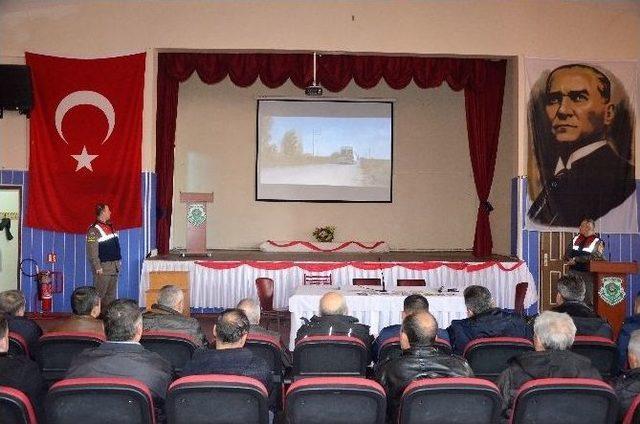 Taşımalı Eğitim Kapsamında Öğrenci Taşıyan Servis Şoförlerine “sürücü Eğitimi”