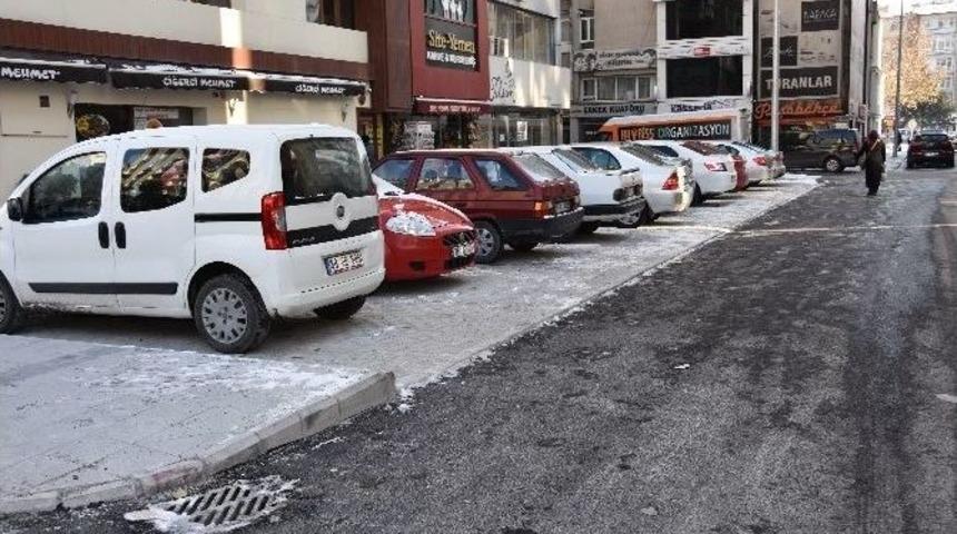 Ser&ccedil;e&ouml;n&uuml; Mahallesi&rsquo;nde Yaya Ve Ara&ccedil; Yolu Yenilendi