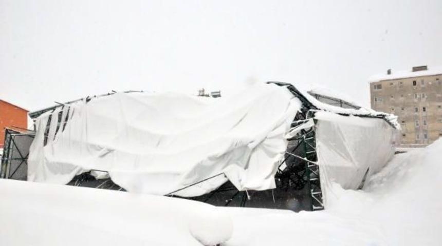 Bitlis’Te 350 Köy Yolu Ulaşıma Kapandı, Okullar Tatil Edildi (3)