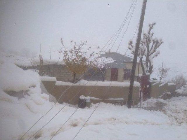 Derecik&rsquo;te Elektrik Kesintisi 3