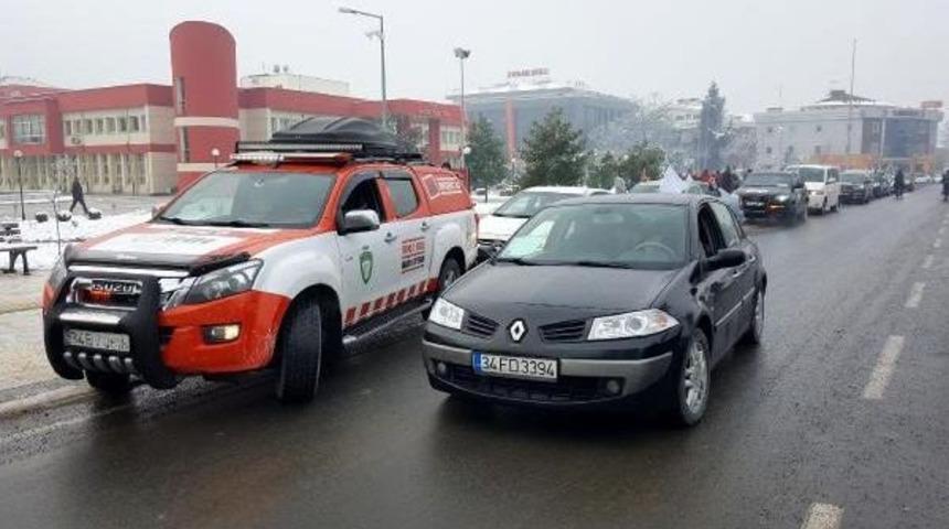 İhh'nın Yardım Konvoyu D&uuml;zce'de Mola Verdi