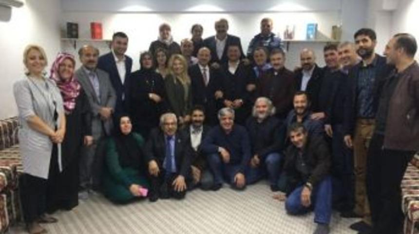 Bornova Erzurumlular Derneği G&uuml;ltekin İle &rsquo;devam&rsquo; Dedi