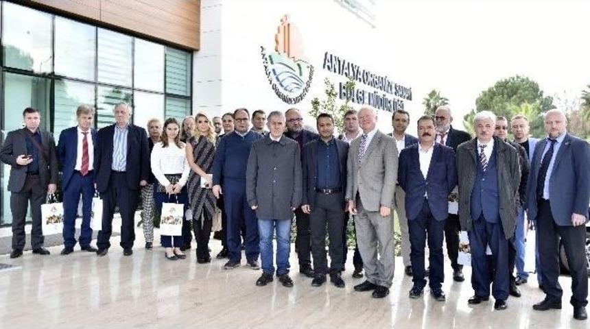 Rus İşadamları Antalya Osb&rsquo;yi Ziyaret Etti