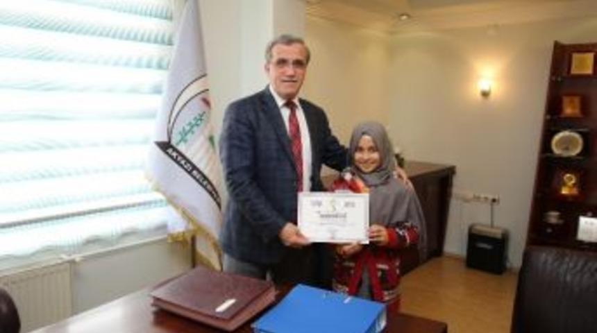 6. Sınıf &Ouml;ğrencisinden Dolar Bozdurma Kampanyasına Anlamlı Destek