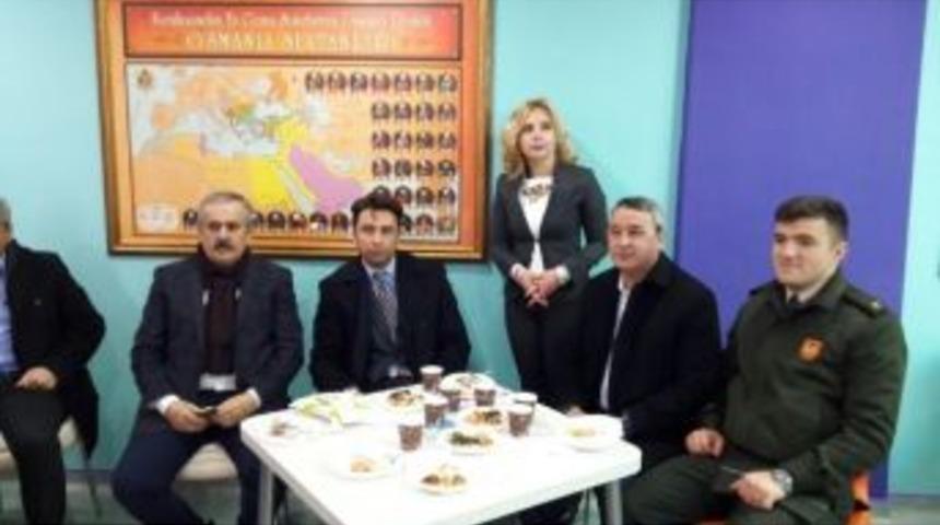 Ahmet Yesevi İlkokulu&rsquo;nda Z K&uuml;t&uuml;phane A&ccedil;ıldı