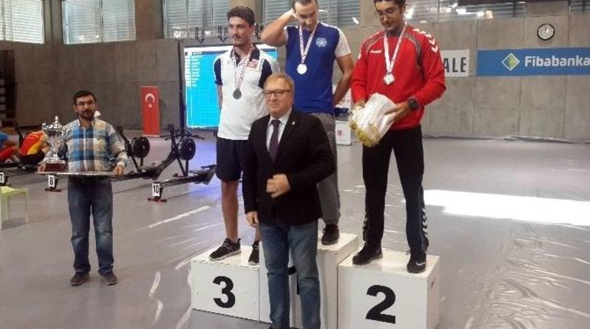 Gt&uuml;&rsquo;l&uuml; Alperen Tekin T&uuml;rkiye &Uuml;&ccedil;&uuml;nc&uuml;s&uuml; Oldu