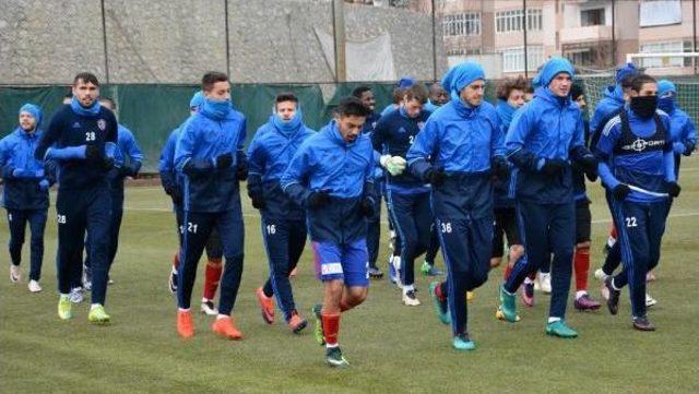 Karabükspor Teknik Direktörü Tudor: Türkiye'de Kendimi Güvende Hissediyorum