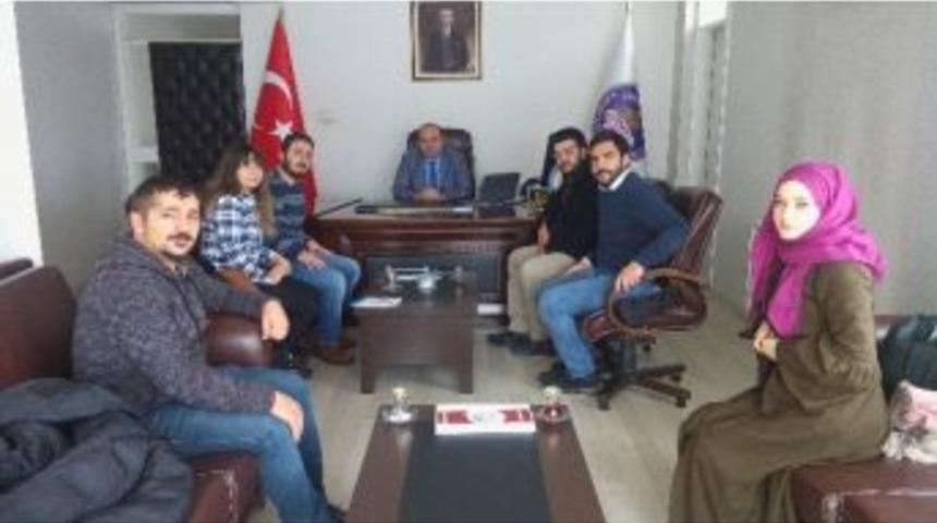 Yy&uuml; &Ouml;ğrenci Konseyinden M&uuml;d&uuml;r &Ouml;zalp&rsquo;a Ziyaret