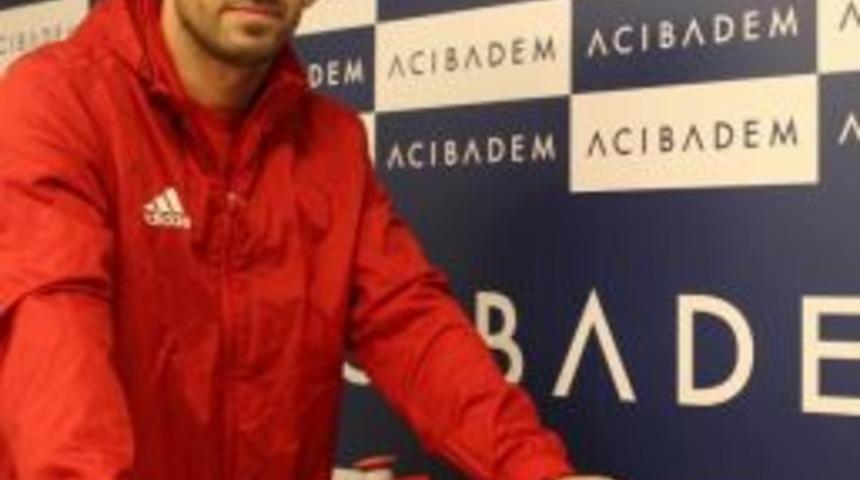 Yunan Golc&uuml; Gekas Sağlık Kontrol&uuml;nden Ge&ccedil;ti