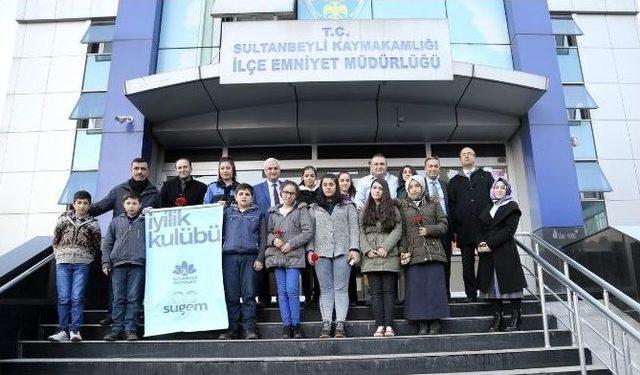 Sultanbeyli’de Öğrencilerden Polise Ziyaret