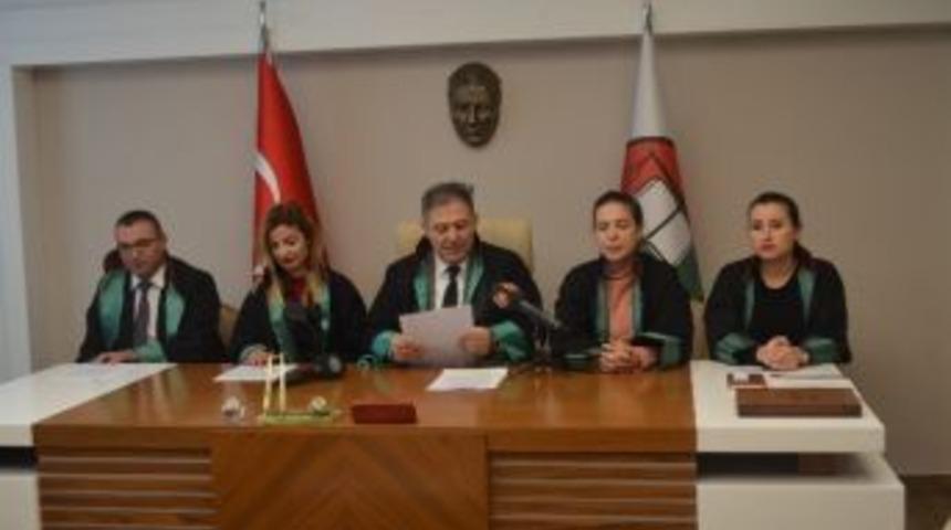 Anayasa Mahkemesi Rejimi Korumak Zorundadır