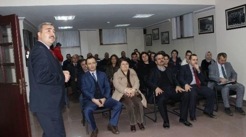 Sağlık &Ccedil;alışanlarına Kadın-erkek Fırsat Eşitliği Eğitimi D&uuml;zenlendi