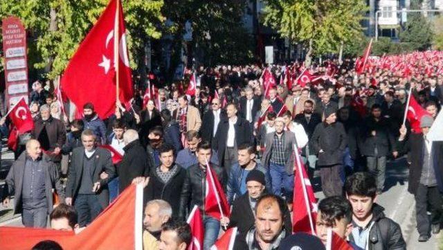 Şanlıurfa'da 'teröre Lanet, Kardeşliğe Davet' Yürüyüşü