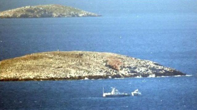 Yunan Balıkçılar Kardak'ta