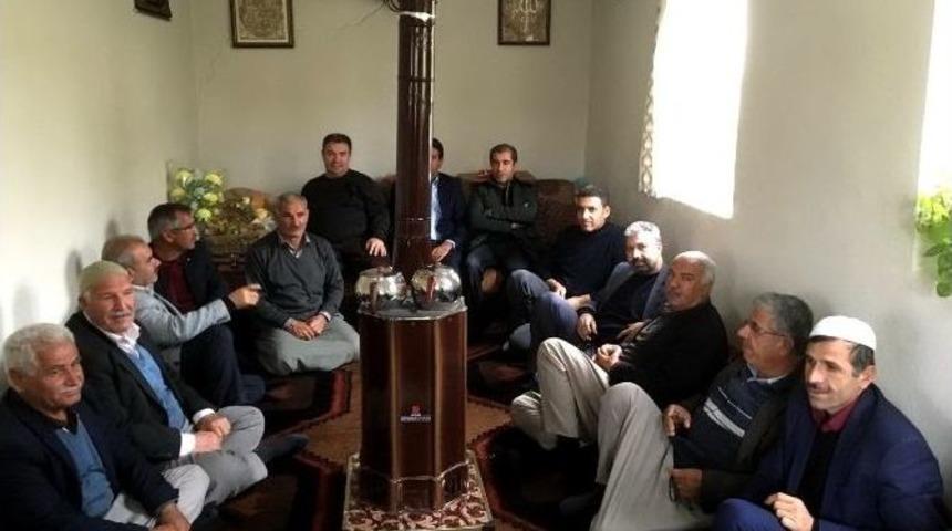 Ak Parti Gitmedik K&ouml;y Bırakmayacak