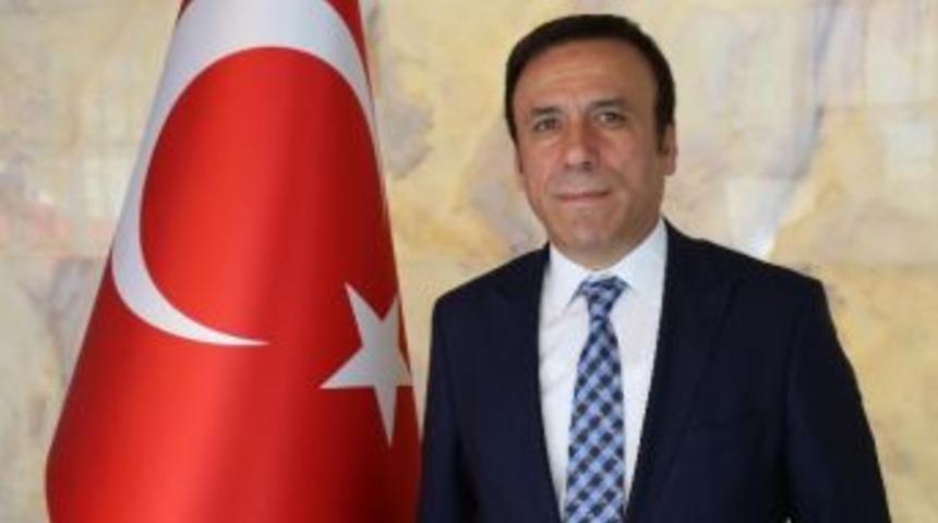 Gen&ccedil;: &ldquo;milli Seferberlik &Ccedil;ağrısını Doğru Anlamalıyız&rdquo;