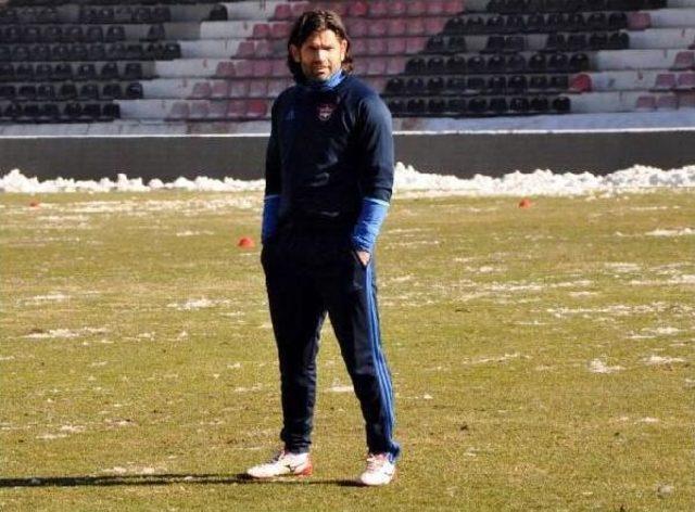 Gaziantepspor'da Üzülmez Ilk Antrenmanına Çıktı