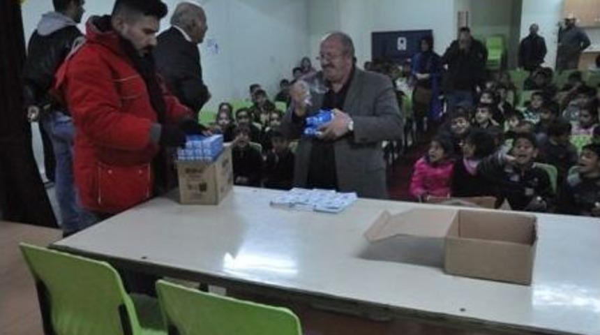 Kızılaydan &Ouml;ğrencilere Destek