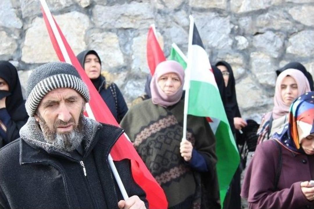 Yardım Tırları Halep&rsquo;e Yola &Ccedil;ıktı