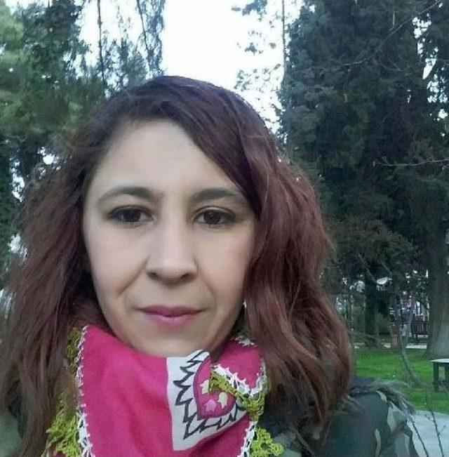 Eşini Kıskançlık Nedeniyle Öldürdüğünü Söyleyip Tahrik Indirimi Istedi