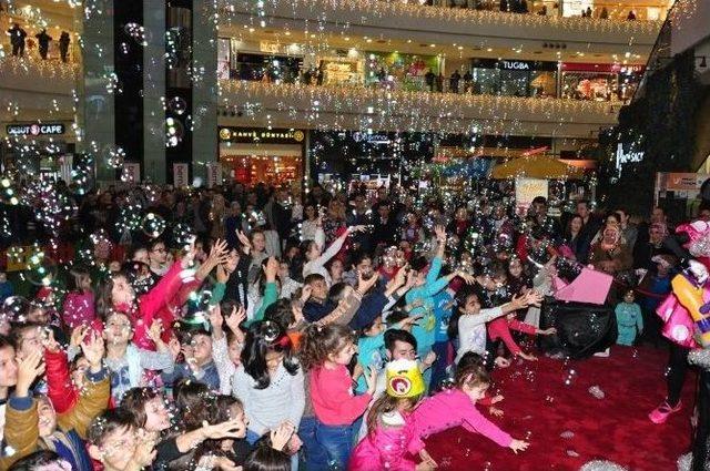 Tekirdağ’da ‘crazy Bubble Show’ Gösterisi