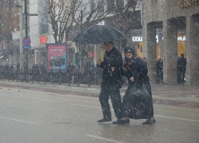 Bursa’da Yoğun Kar Yağışı