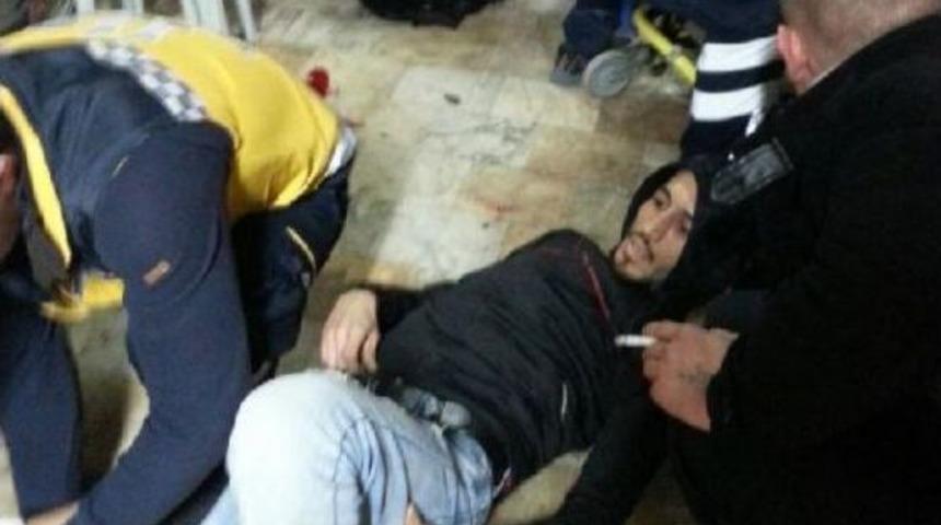 Otomobille Kovaladıkları 2 Kişiyi Tamircide Vurdular